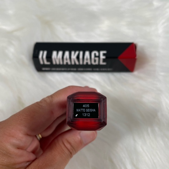 NWT - IL MAKIAGE Infinity Long Wear Matte Lip Cream - Picture 16 of 16